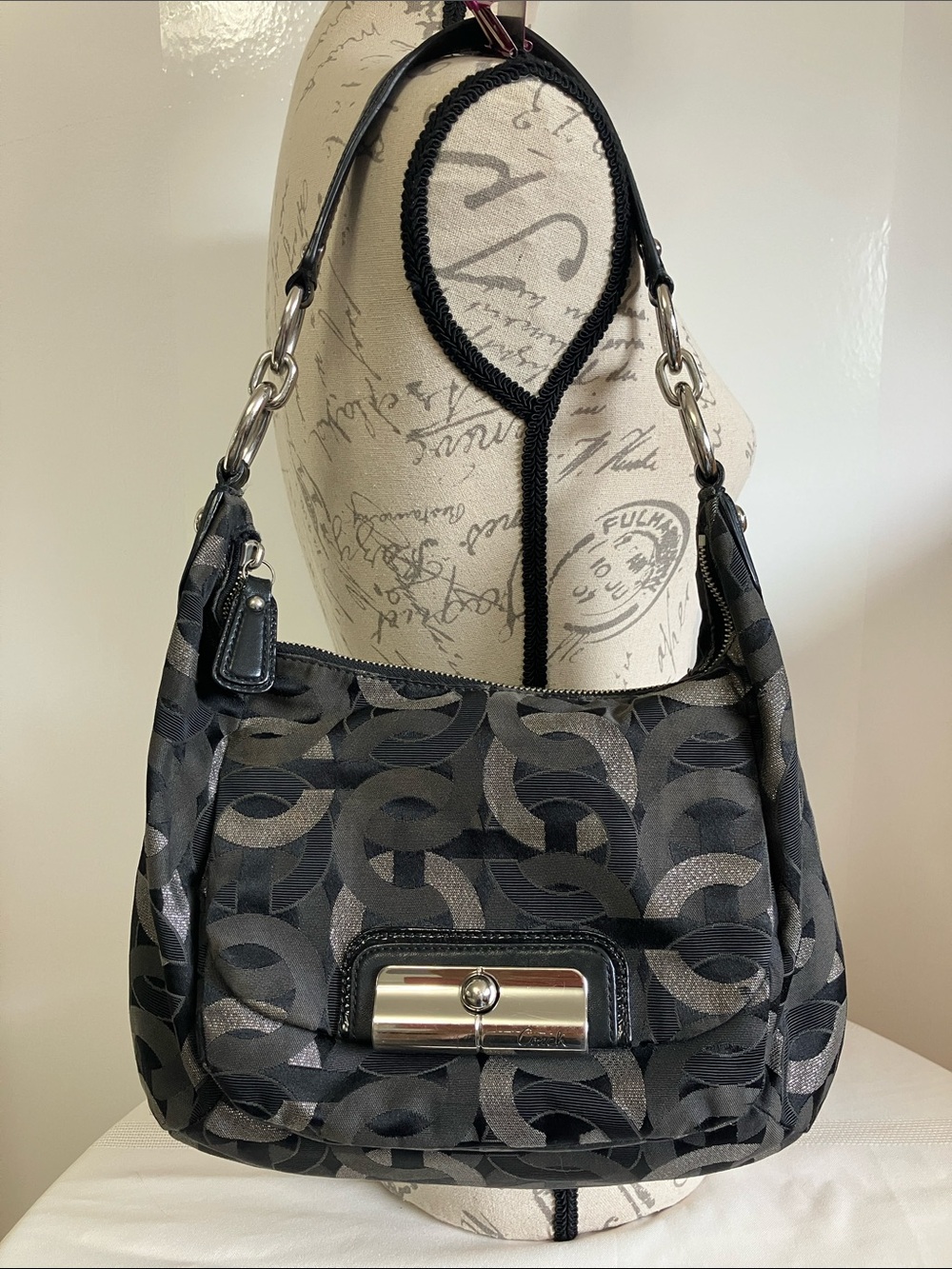 Coach Kristin Lurex Jacquard Chain Link Op Art Hobo Handbag Grey/Silver